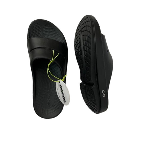 NWT! OOFOS OOahh‎ Slide, Black - Men’s Size 5, Women’s Size 7 main image 4